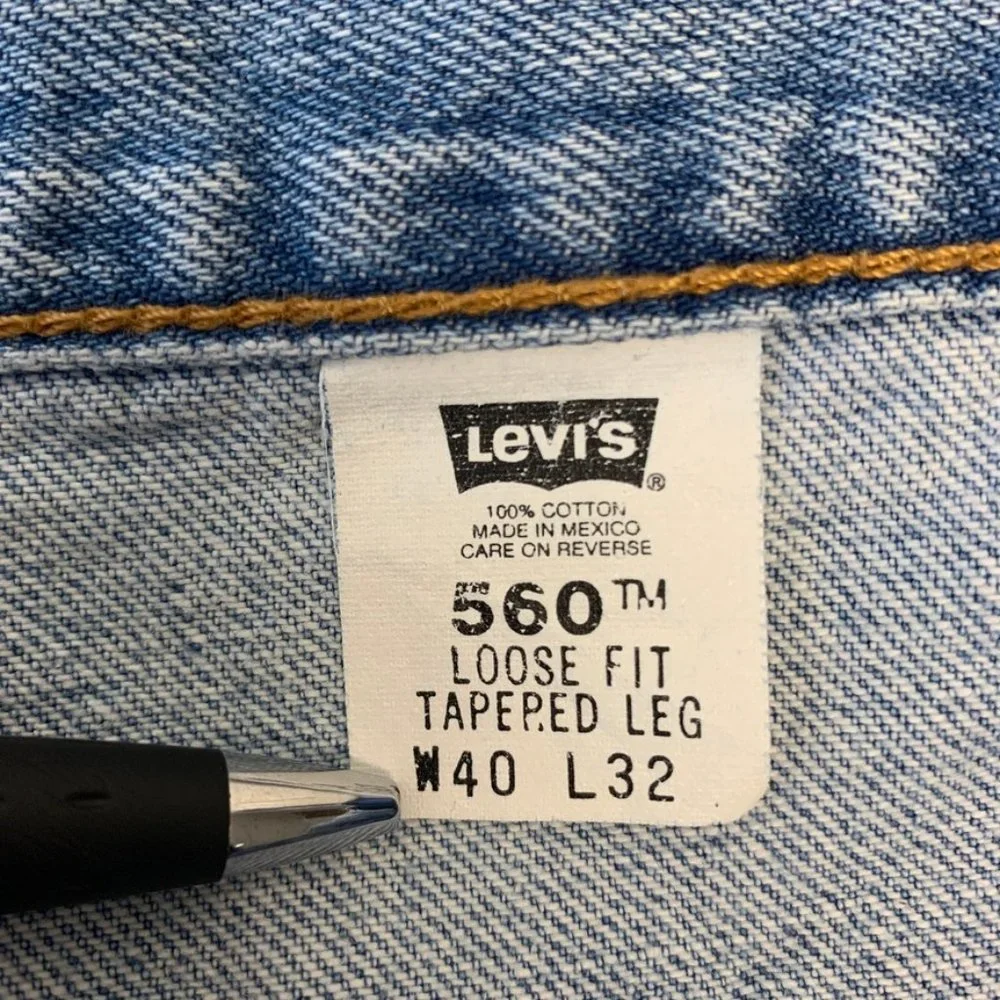 Vintage Men's 560 Levi's High Rise Mom Jeans - Picture 7 of 9